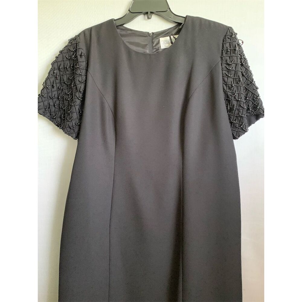 Jessica Howard Women's Size 14 Black Beaded Knee Length Evening Dress‎